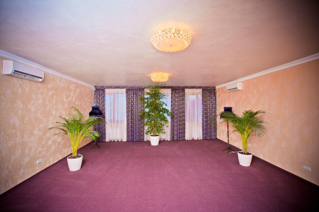 Grand Sport Hotel Brovary Quarto foto