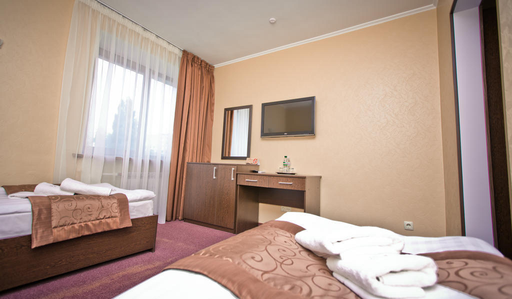 Grand Sport Hotel Brovary Quarto foto
