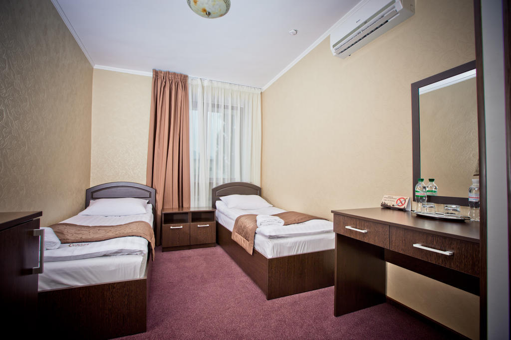 Grand Sport Hotel Brovary Quarto foto